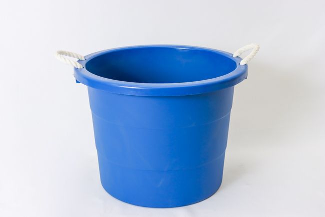Rubbermaid 44 gal Brute Container Vented Gray