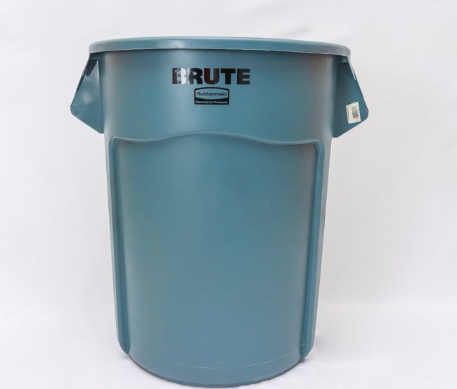 Rubbermaid 55 gal Brute Container Gray