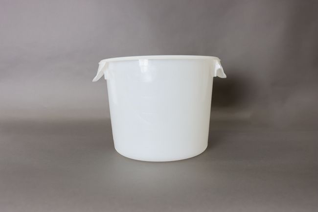 Rubbermaid Round Storage Container White 6qt