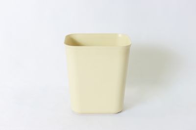 Rubbermaid Wastebasket 1.75gal/7qt Fire Resist Beige #2540