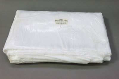 Table Cloth 90&quot;x132&quot; Basic Rect. Poly White