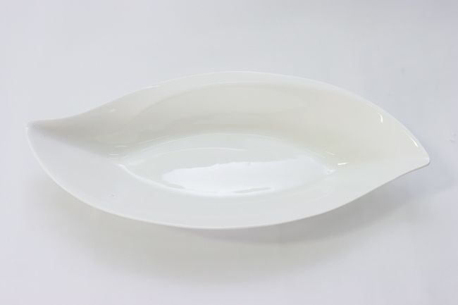 TableCraft 16x7.25x2.5 Bowl Porcelain