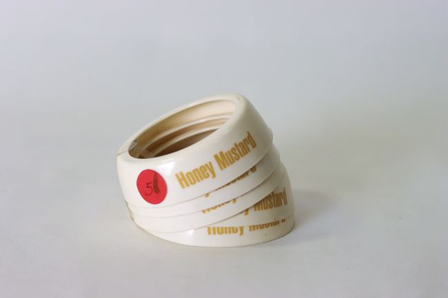 TableCraft Honey Mustard Collar