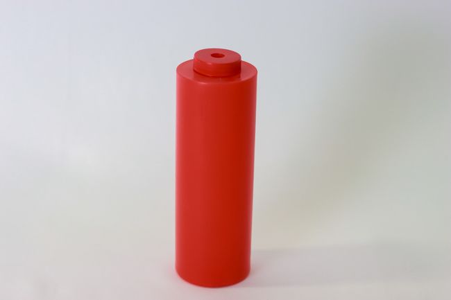 TG 24 oz Red Squeeze Bottle