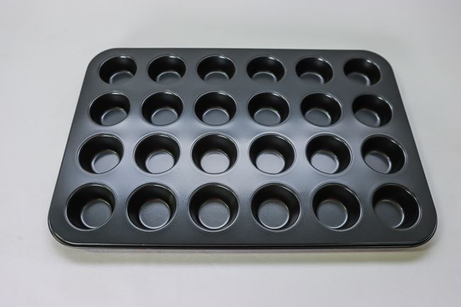 TG 24 Small Cup Muffin Pan Non-Stick