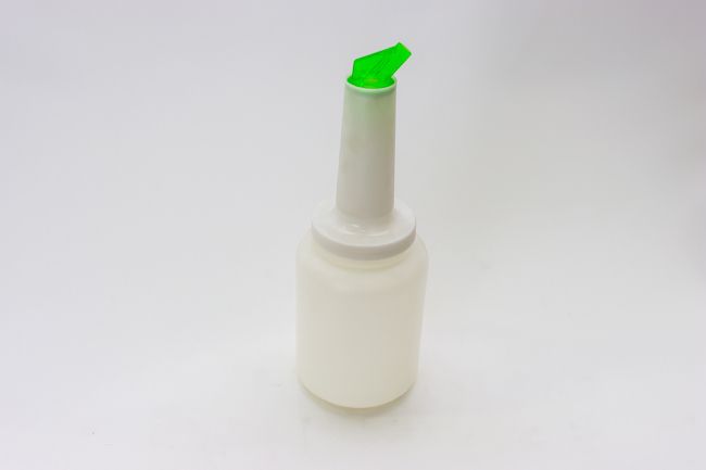 TG 2 qt Storer &amp; Pour Green