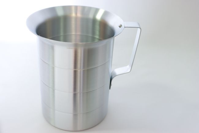 TG 4 qt Liquid Aluminum Measure