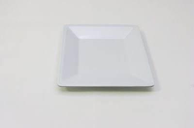 TG 8 1/4&quot;x8 1/4 Sq Plate 7/8&quot; Deep Passion White
