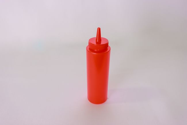 TG 8 oz Squeeze Bottle Red
