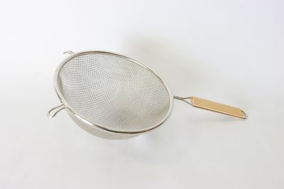 TG 8&quot; Wood Han Strainer Fine