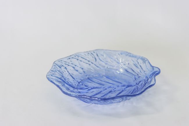 TG Leaf Plate 6&quot; Purpul