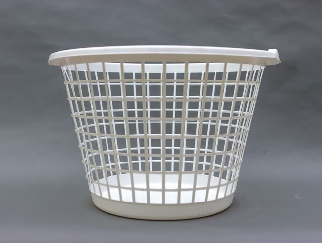 United Plastic 1 Bshl Round Basket White
