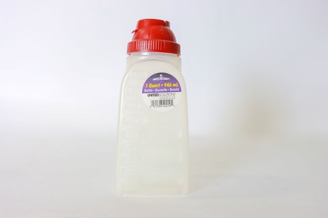 United Solution 1 quart Refrigerator Bottle Clear With 2 Pc Red Lid