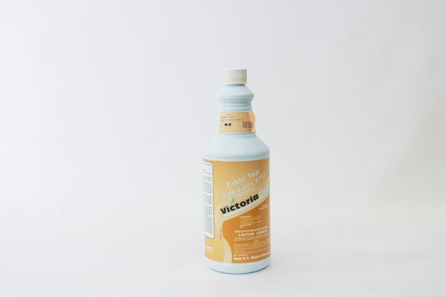 VicBay 1 qt Sanitizer Table Top