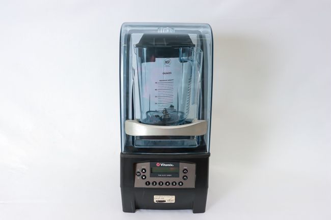 Vitamix 48 oz The Quiet One 2 Speed 3 HP Professional Blender