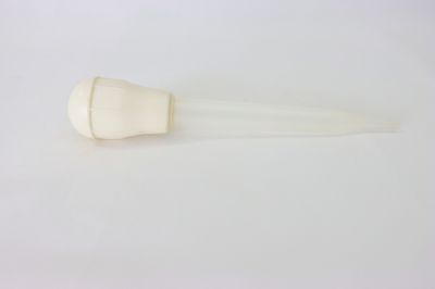 WC 1 1/2 oz Baster W/Rubber Bulb