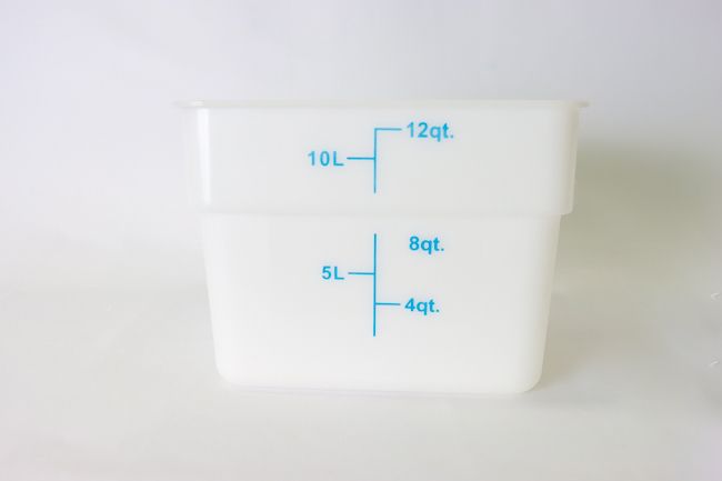 WC 12 qt White Square Storage Container