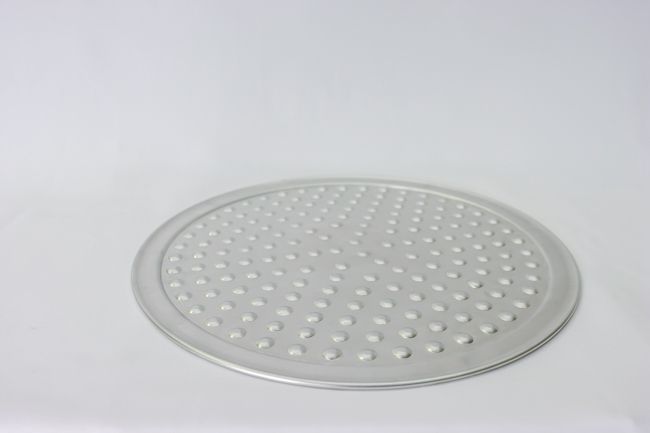 WC 18&quot; Wide Rim Pizza Tray