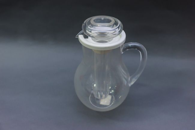 WC 1.9L/64oz Ice Tube Pitcher