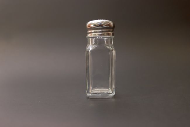 WC 2.0 oz Square Shaker W/Mushroo