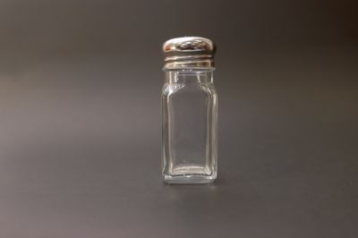 WC 2.0 oz Square Shaker W/Mushroo