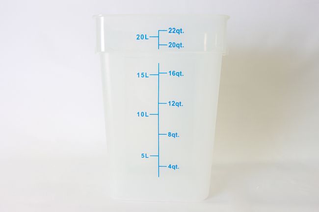 WC 22 qt Square Storage Container Clear