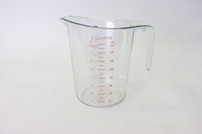 WC 2 qt Measuring Cup