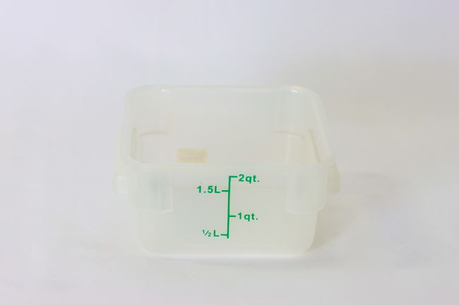 WC 2 qt Square Storage Container Clear