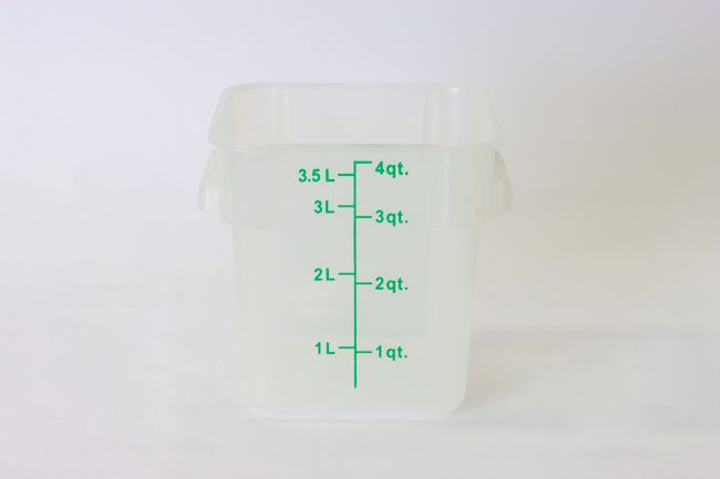 WC 4 qt Square Storage Container Clear
