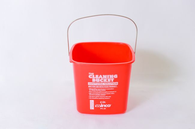 WC 6 qt Cleaning Bucket Red Sanitizing