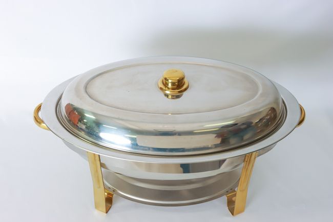WC Malibu 6 Qt Oval Chafer Ss Gold Accent