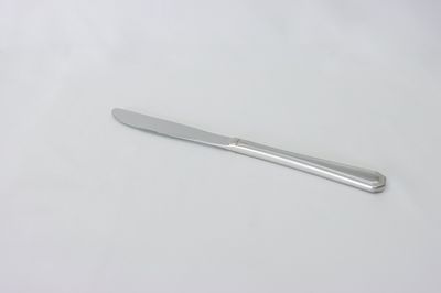 WC Victoria Dinner Knife 1 Doz