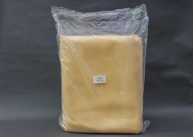 WP 100% Nylon Vellux Blanket 108x90" King Ivory1/Pack