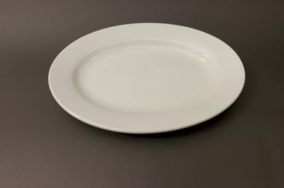 WTI Porcelana 9-3/4 Wide Rim Platter Oval