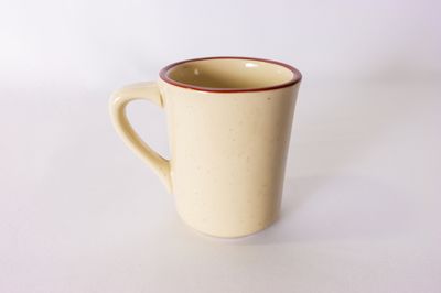 WTI Ultima Dessert Sand 8% oz Mug