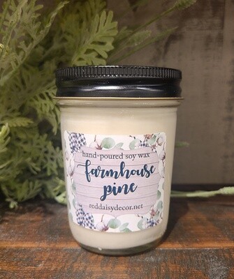 FARMHOUSE PINE CANDLE