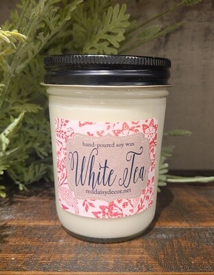 WHITE TEA CANDLE