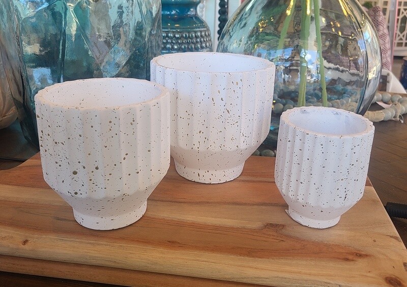 WHITE SPECKLED PLANTER
