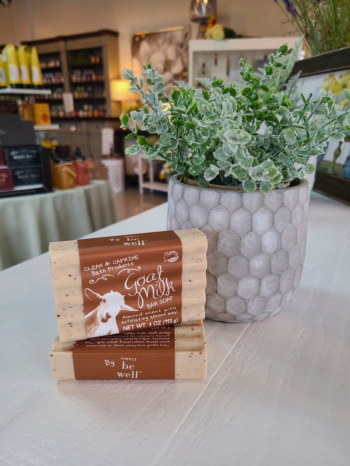 GOATS MILK AND ALMOND MILK SOAP 4 OZ BAR