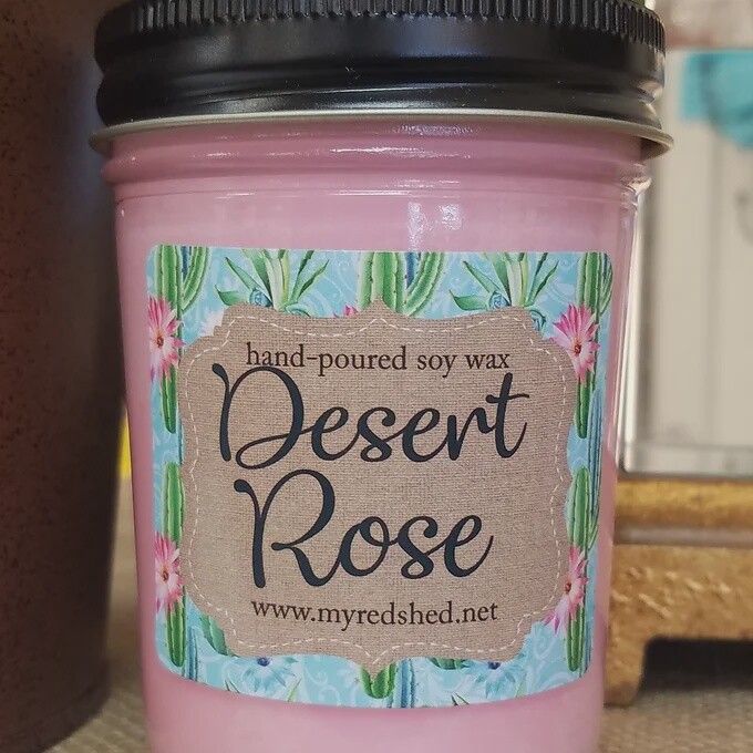 ALOE AND GREEN CLOVER CANDLE