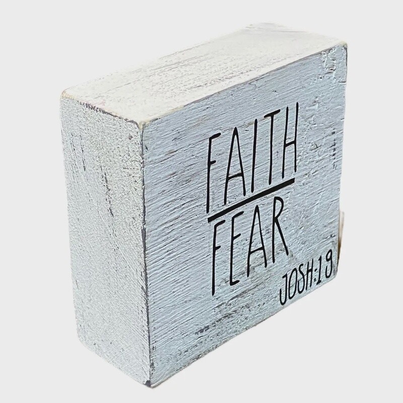 SM WOOD BLOCK - FAITH OVER FEAR