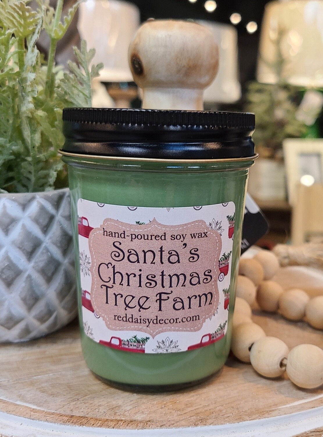 SANTA&#39;S CHRISTMAS TREE FARM CANDLE