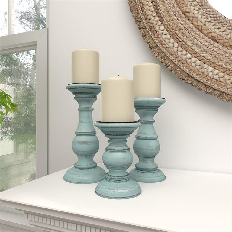 BLUE MANGO WOOD CANDLE HOLDER, Size: SM