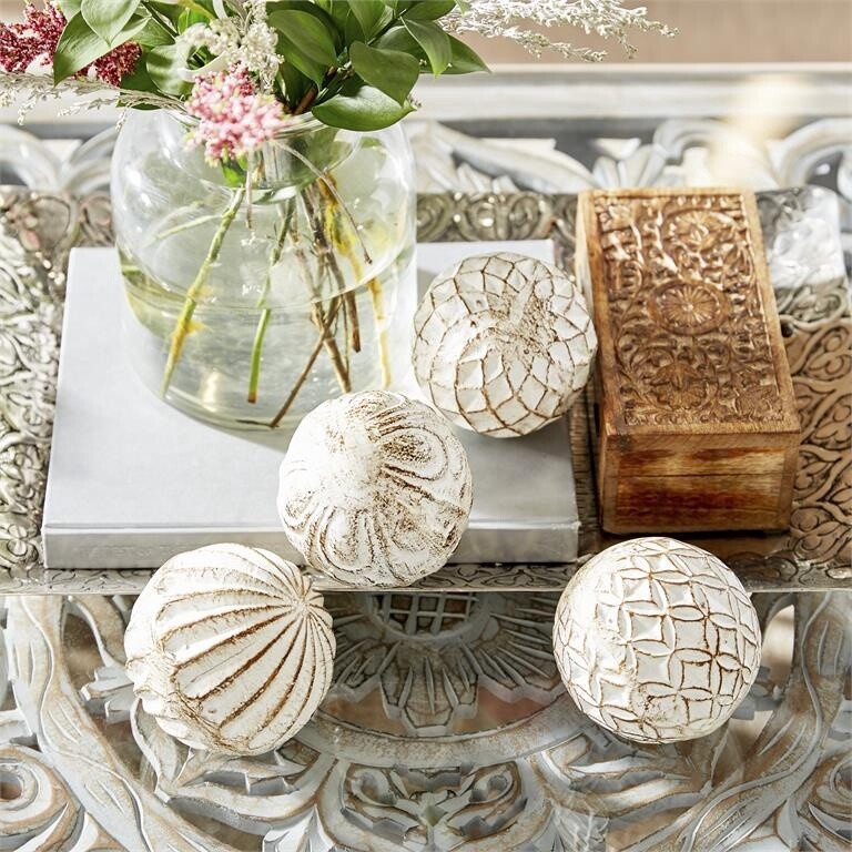 AGED BALLS WHITE, 4&quot;H ASSORTED