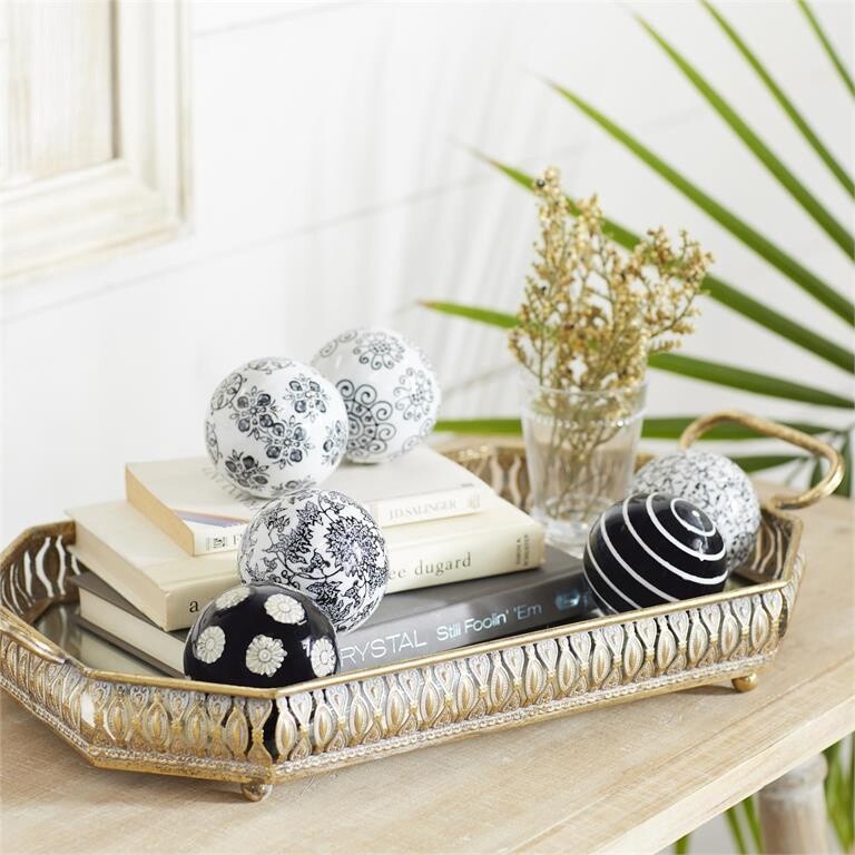 CERAMIC BALL BLACK and WHITE ASSORTED