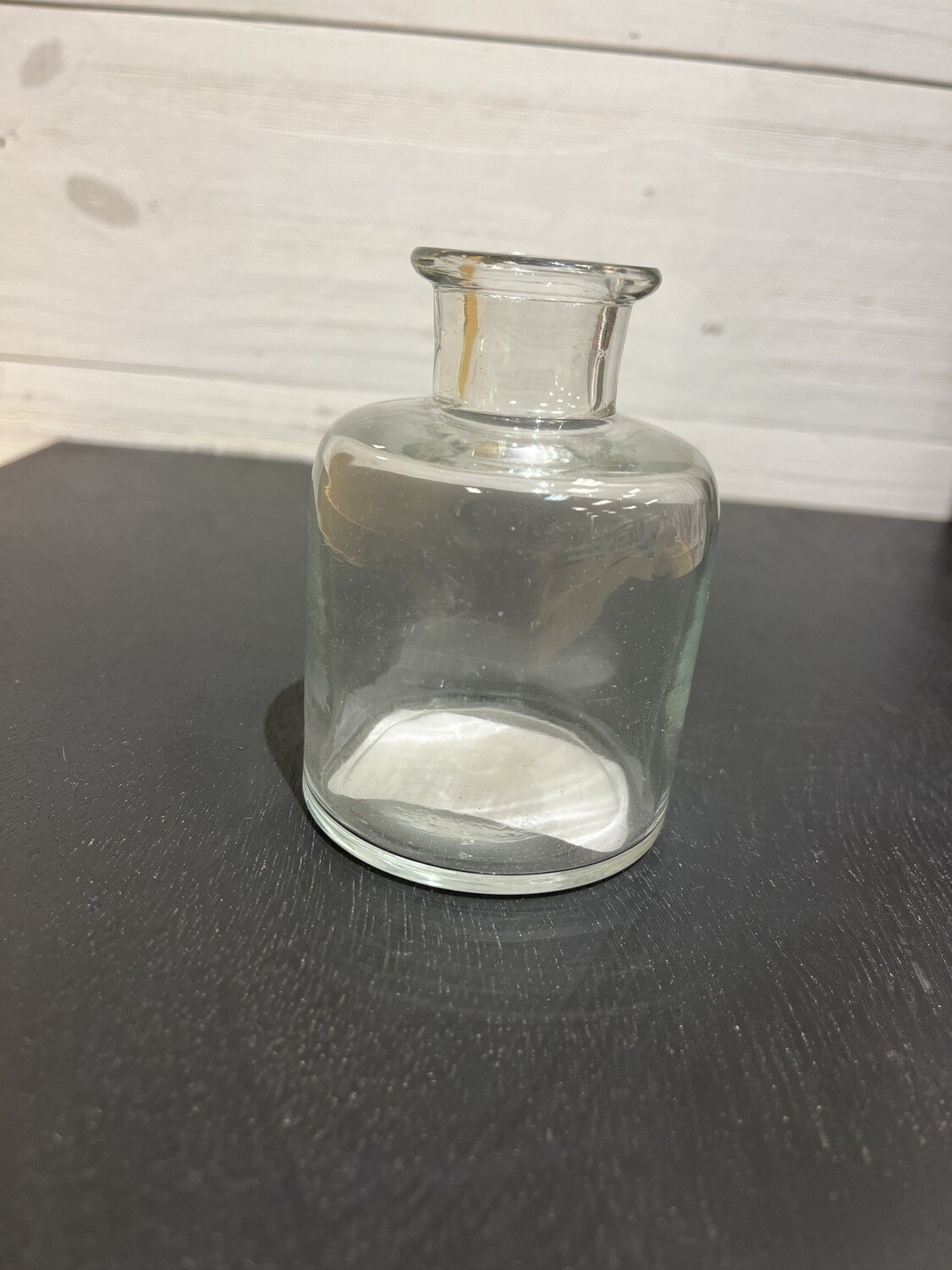 GLASS BUD VASE