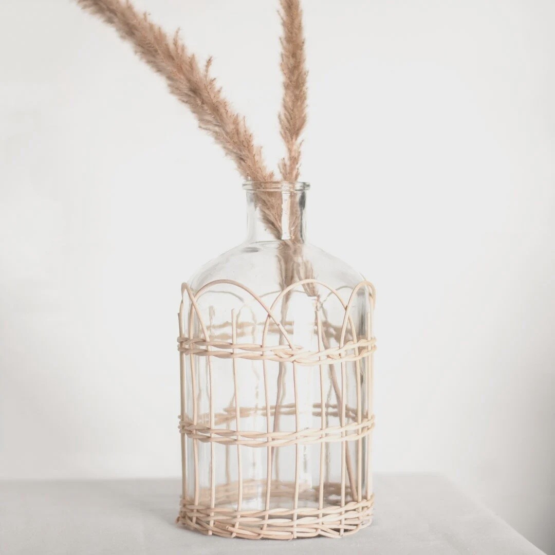 10.04&quot; GLASS WEAVE VASE