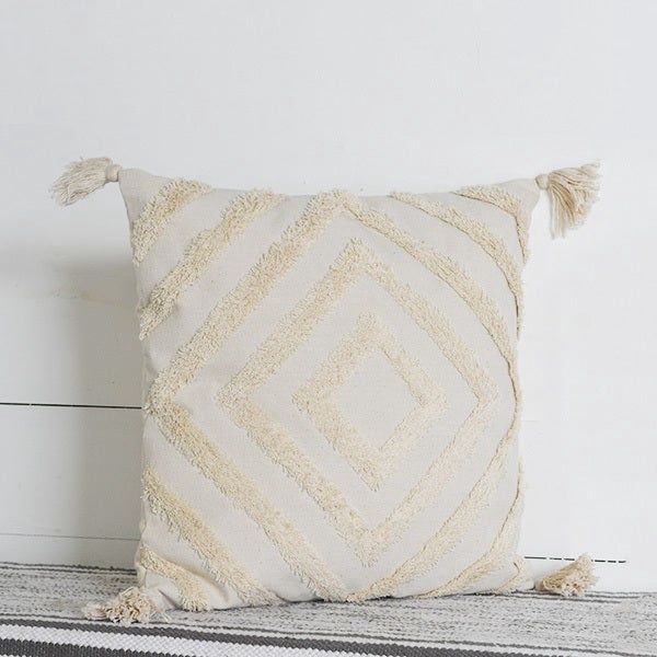 18&quot; DIAMOND PATTERN PILLOW