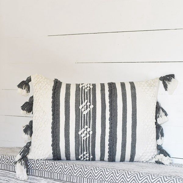 20&quot; STRIPE PATTERN LUMBAR PILLOW