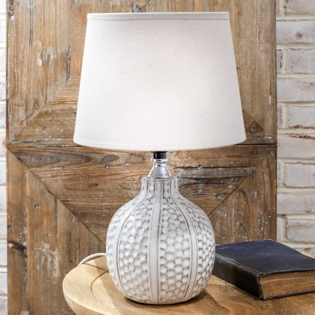 WHITE DIMPLE PATTERN LAMP